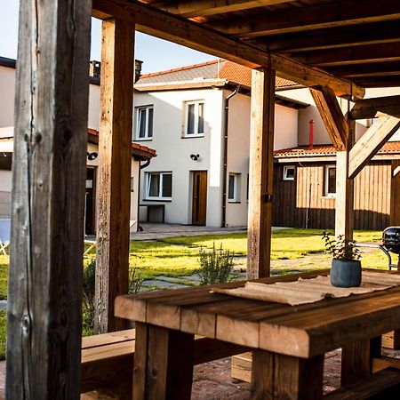 Apartmany Zeme Nove Mesto pod Smrkem Εξωτερικό φωτογραφία